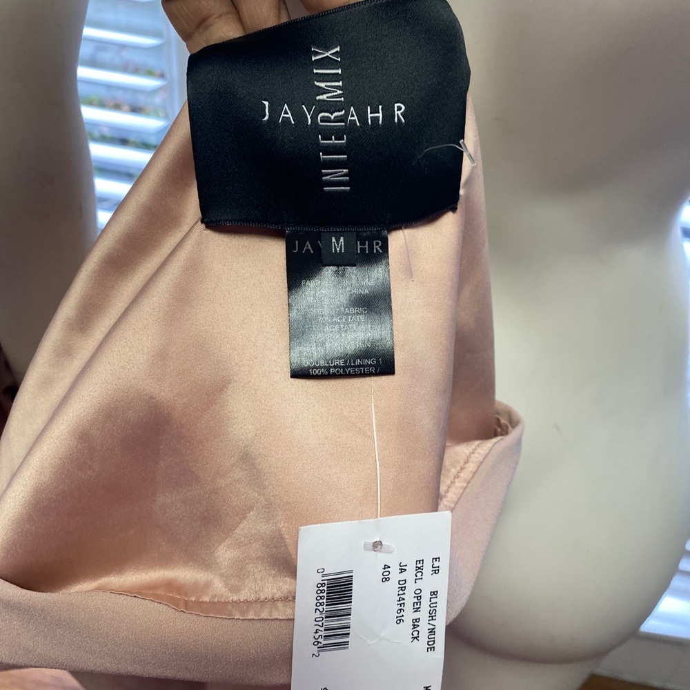 Dress - Picture 9 of 16